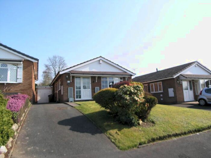 2 Bedroom Detached Bungalow For Sale In Oldbury, Tividale, Gleneagles