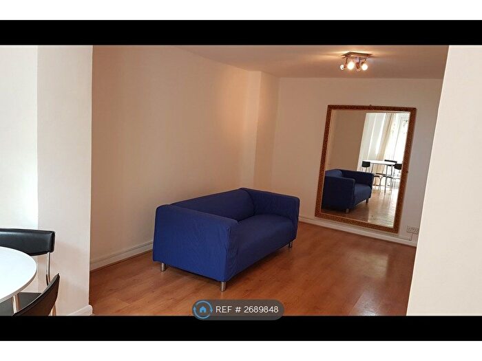 2 Bedroom Flat To Rent In Islington, London, N1