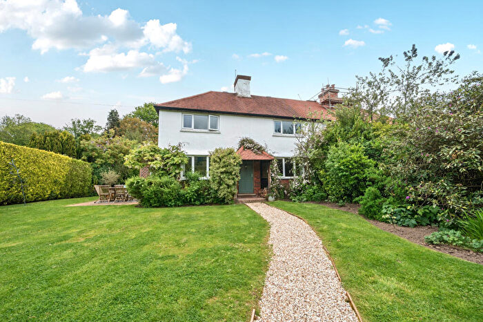 4 Bedroom Semi-Detached House For Sale In Kingsley Green, Haslemere, GU27
