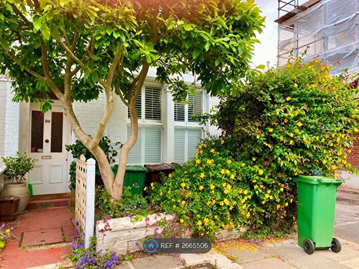 1 Bedroom Flat To Rent In Ingham Road, London, NW6