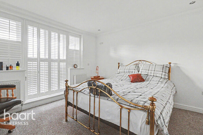 2 Bedroom Duplex For Sale In Broadway, Sheerness, ME12