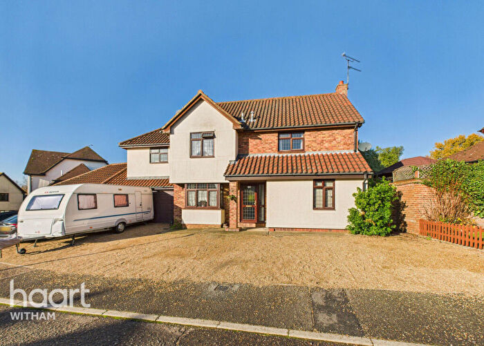 5 Bedroom Detached House For Sale In Playle Chase, Great Totham, CM9