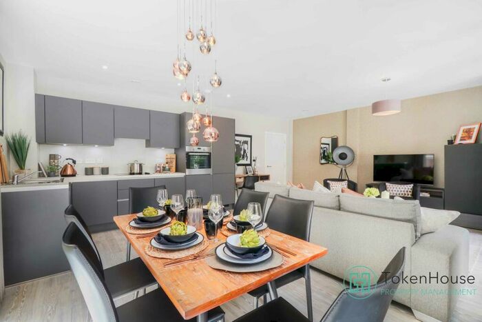 2 Bedroom Apartment To Rent In Academy House, Upton Gardens, E13