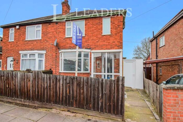 3 Bedroom Semi-Detached House To Rent In Berridge Lane, Leicester, LE4