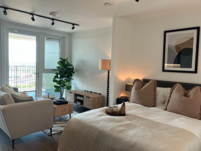 Flat To Rent In Flat, Mitre Yard, - Scrubs Lane, London, NW10