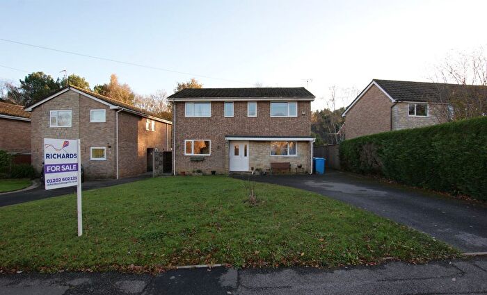 4 Bedroom Detached House For Sale In West Way, Broadstone, Dorset, BH18