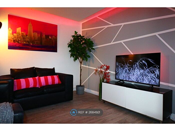 3 Bedroom Terraced House To Rent In Redland Park, Bath, BA2