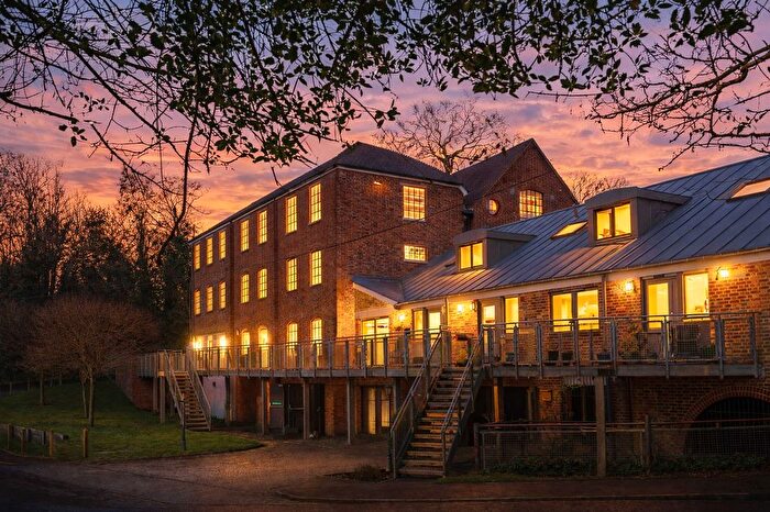 3 Bedroom Terraced House For Sale In Wonham Lane, Betchworth, RH3