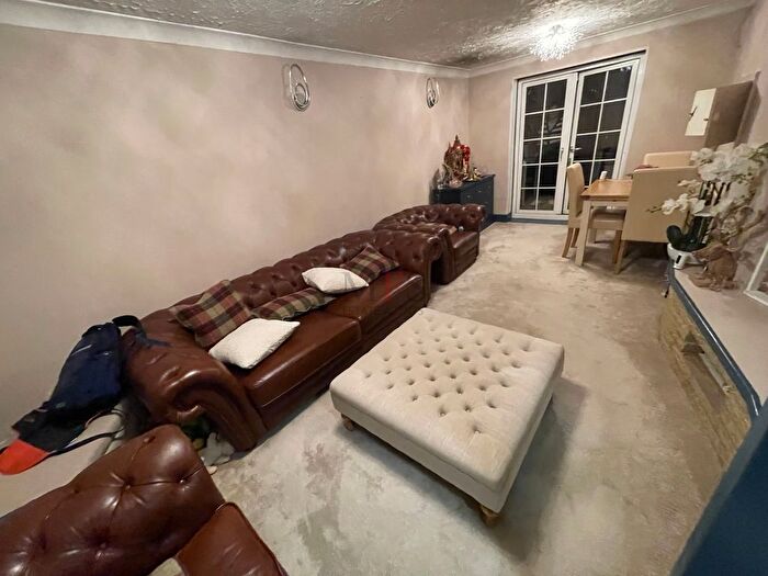 2 Bedroom Terraced House To Rent In Johnson Road, Heston, TW5