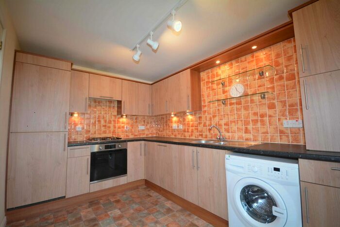 2 Bedroom Flat To Rent In Wester Inshes Court, Inverness, IV2