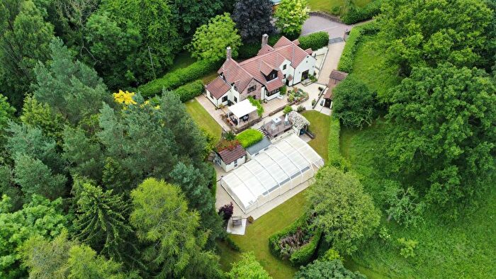 5 Bedroom Detached House For Sale In Aston Ingham Road, Kilcot, Newent, GL18