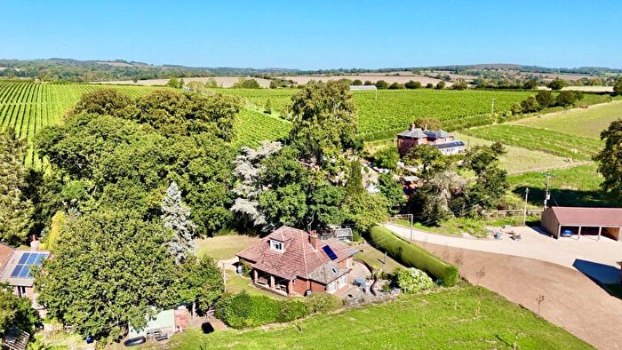 3 Bedroom Bungalow For Sale In Ashley, Kings Somborne, Stockbridge, Hampshire, SO20