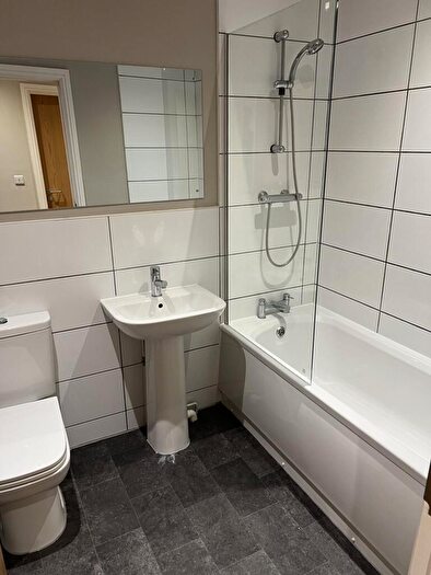 7 Bedroom Flat To Rent In Walsh Court, Bells Square, Sheffield, S1
