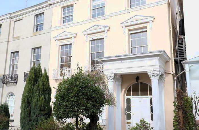 3 Bedroom Apartment To Rent In Clifton Hill, Exeter, EX1