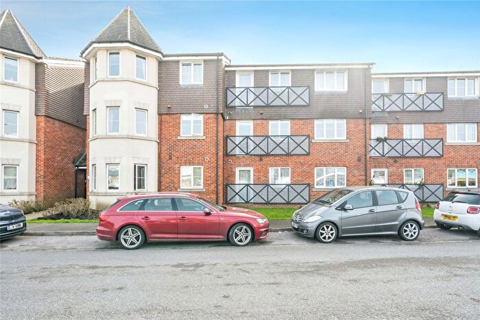 1 Bedroom Flat For Sale In Durban Road, Bognor Regis, West Sussex, PO22