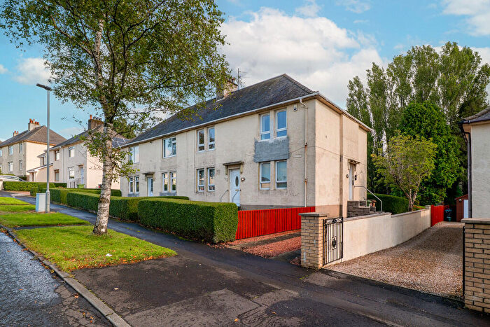 2 Bedroom Flat To Rent In Culzean Crescent, Kilmarnock, KA3