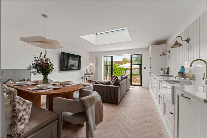3 Bedroom Semi-Detached Bungalow For Sale In St. Giles Avenue, Scartho, DN33