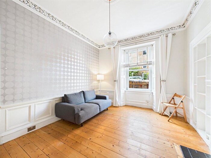 1 Bedroom Apartment To Rent In Spey Terrace, Leith, Edinburgh, EH7