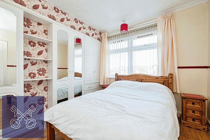 3 Bedroom End Of Terrace House For Sale In Sutton Road, Hull, East Yorkshire, HU6