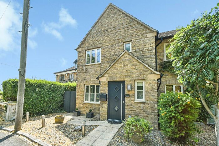 3 Bedroom End Of Terrace House For Sale In Wessington Avenue, Calne, SN11