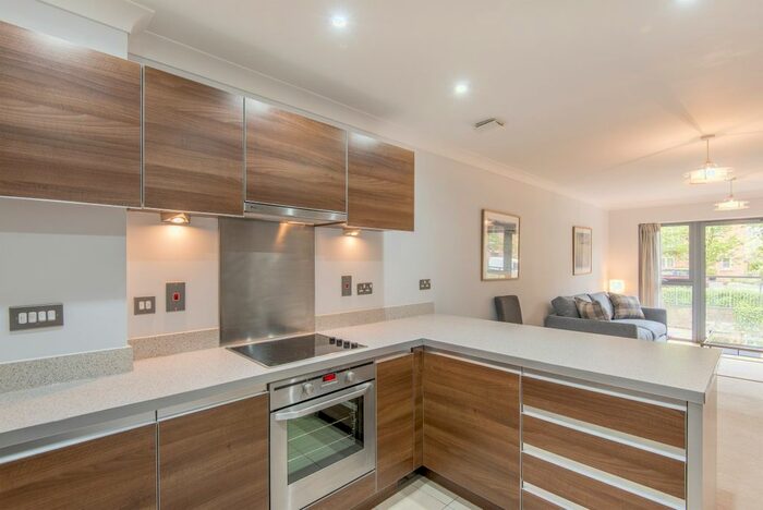 2 Bedroom Flat To Rent In Walton Well Road, Oxford, OX2