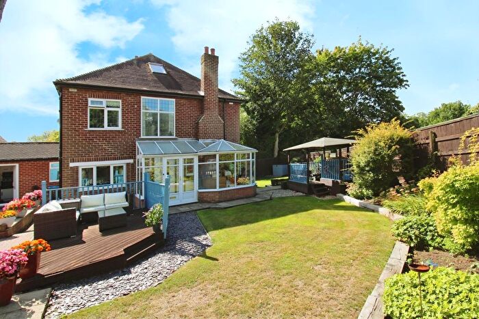 5 Bedroom Semi-detached House For Sale In Studley Road, Ripon, HG4