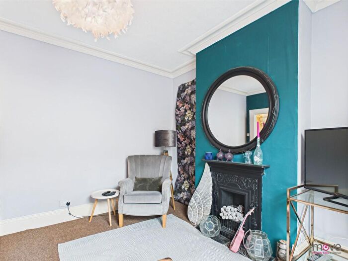 4 Bedroom Terraced House To Rent In Swindon Street, Cheltenham, GL51