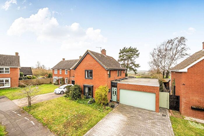 4 Bedroom Detached House For Sale In Warden Hill, Everton, SG19