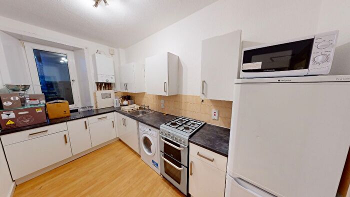 3 Bedroom Flat To Rent In Urquhart Road, City Centre, Aberdeen, AB24