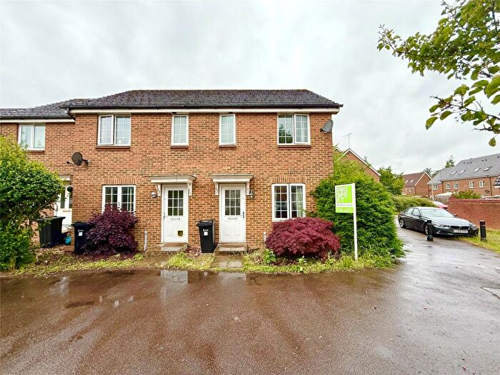 2 Bedroom End Of Terrace House To Rent In Dunstans Drive, Winnersh, Wokingham, Berkshire, RG41