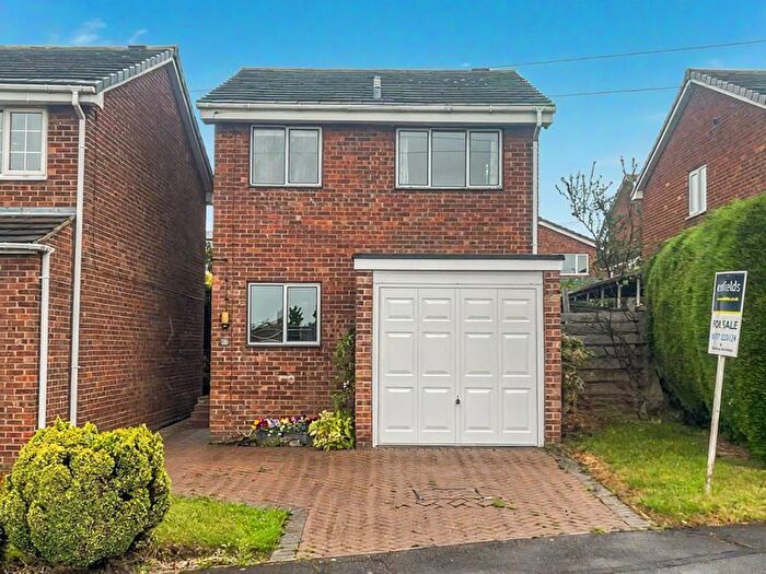 3 Bedroom Detached House For Sale In Lemon Tree Close, Pontefract, WF8