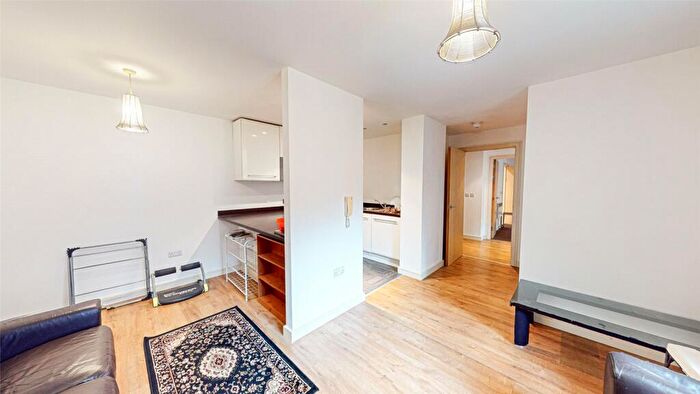 2 Bedroom Apartment To Rent In The Quadrangle, , Lower Ormond Street, Manchester, M1
