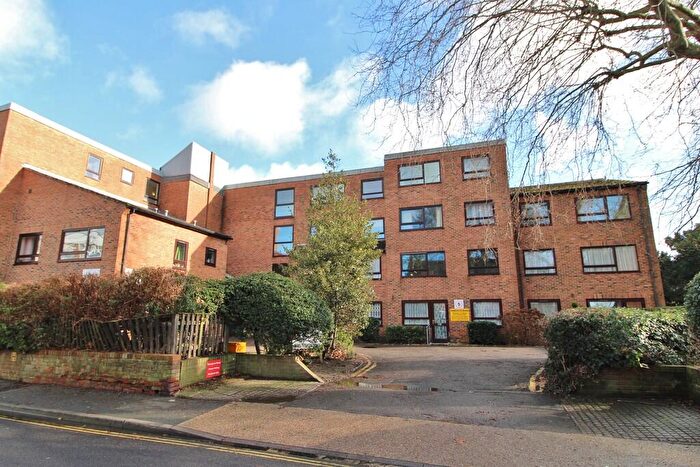 1 Bedroom Retirement Property For Sale In Grove Road North, Southsea, PO5