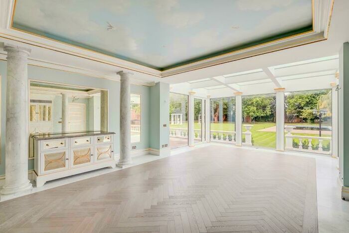 12 Bedroom Detached House To Rent In The Bishops Avenue, Hampstead Garden Suburb, N2