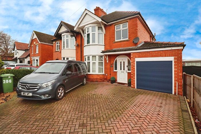 3 Bedroom Semi Detached House For Sale In Boultham Park Road, Lincoln, LN6