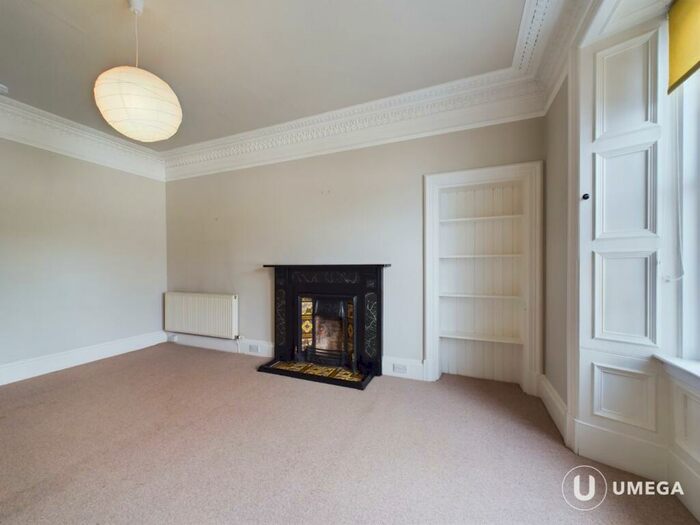 2 Bedroom Flat To Rent In Laverockbank Avenue, Trinity, Edinburgh, EH5