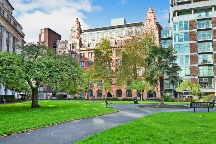 Apartment To Rent In Century Buildings, St. Marys Parsonage, Manchester, M3