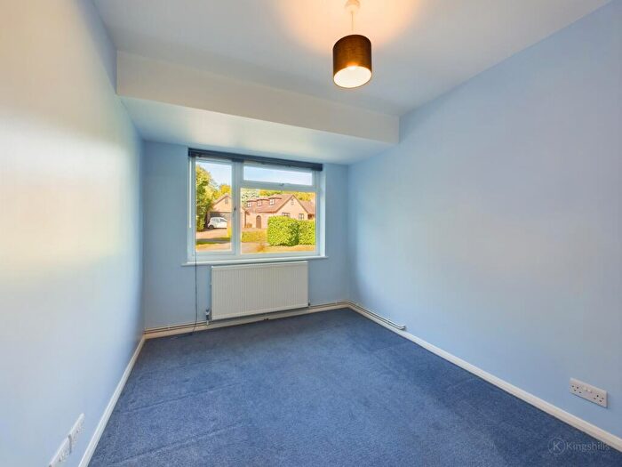 4 Bedroom Detached House For Sale In New Road, Little Kingshill, Great Missenden, Buckinghamshire, HP16