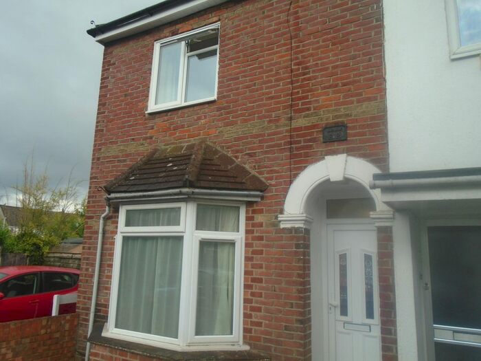 4 Bedroom End Of Terrace House To Rent In Northcote Road, Portswood, Southampton SO17