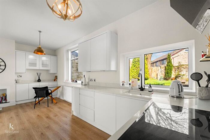 3 Bedroom Semi-Detached House For Sale In Newchurch Rd, Rossendale, BB4