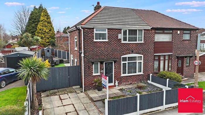 3 Bedroom Semi-Detached House For Sale In Windsor Avenue, Irlam, M44