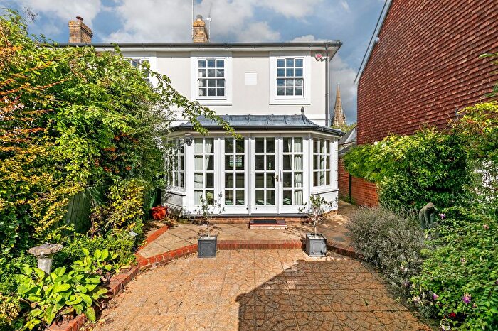2 Bedroom End Of Terrace House For Sale In Constables Gate, Winchester, SO23