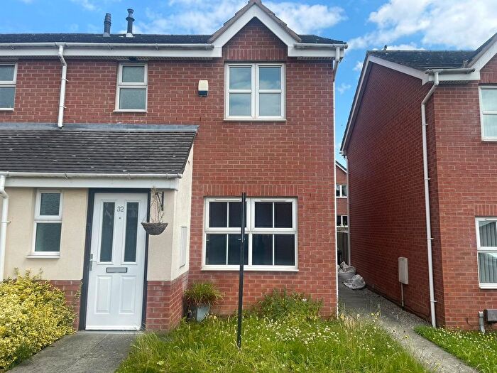 3 Bedroom End Of Terrace House To Rent In Mildenhall Close, Warrington, WA5