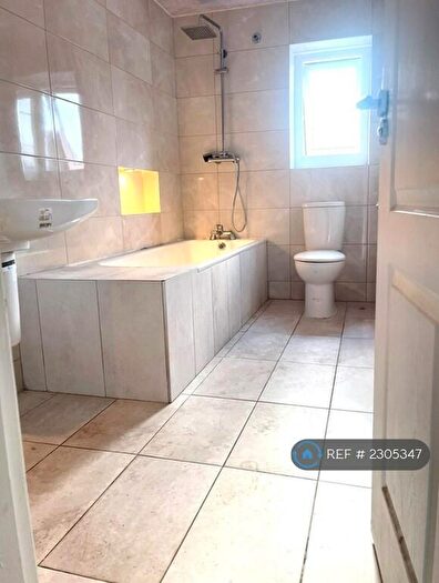 4 Bedroom Terraced House To Rent In Westbourne Avenue, Bolton, BL3