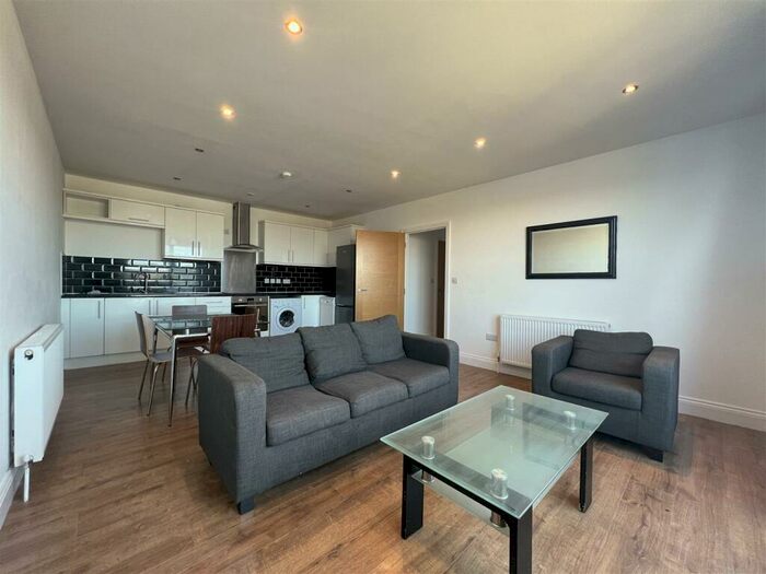 2 Bedroom Apartment To Rent In Red Building, Ludgate Hill, Manchester, M4