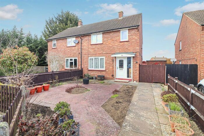 3 Bedroom Semi-Detached House For Sale In Anne Close, Higham Ferrers, NN10