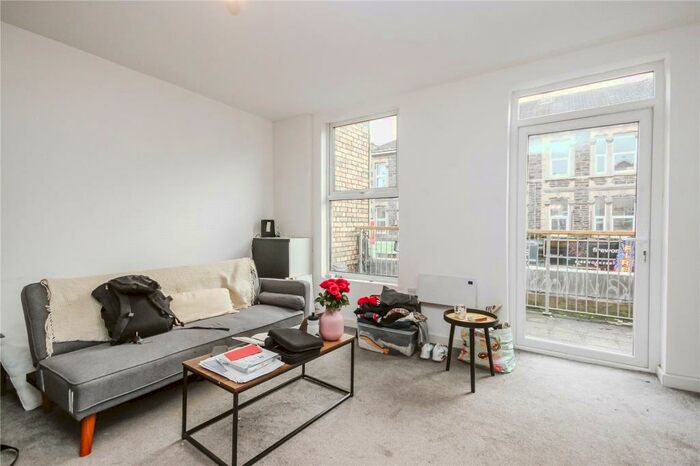 1 Bedroom Apartment To Rent In Boultons Road, Bristol, Gloucestershire, BS15