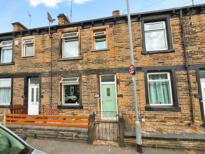 3 Bedroom Terraced House To Rent In Morley, LS27
