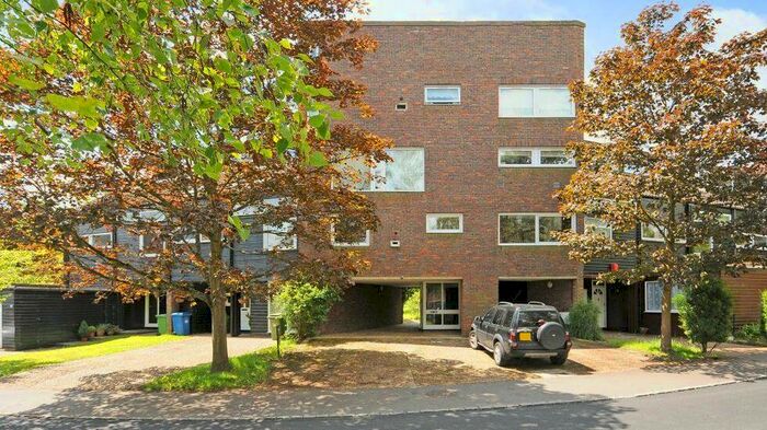 1 Bedroom Apartment To Rent In Northcott, Birch Hill, RG12