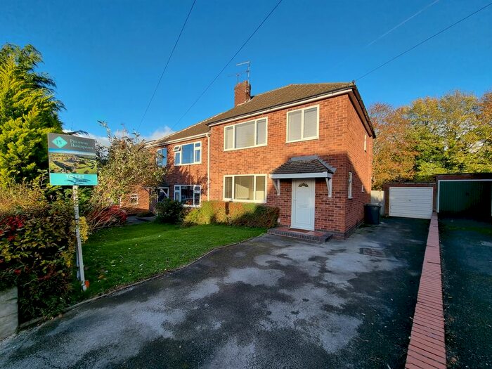 3 Bedroom Semi-Detached House To Rent In Woodland Road, Kenilworth, CV8